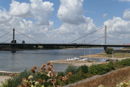 Rheinbrücke in Leverkusen
